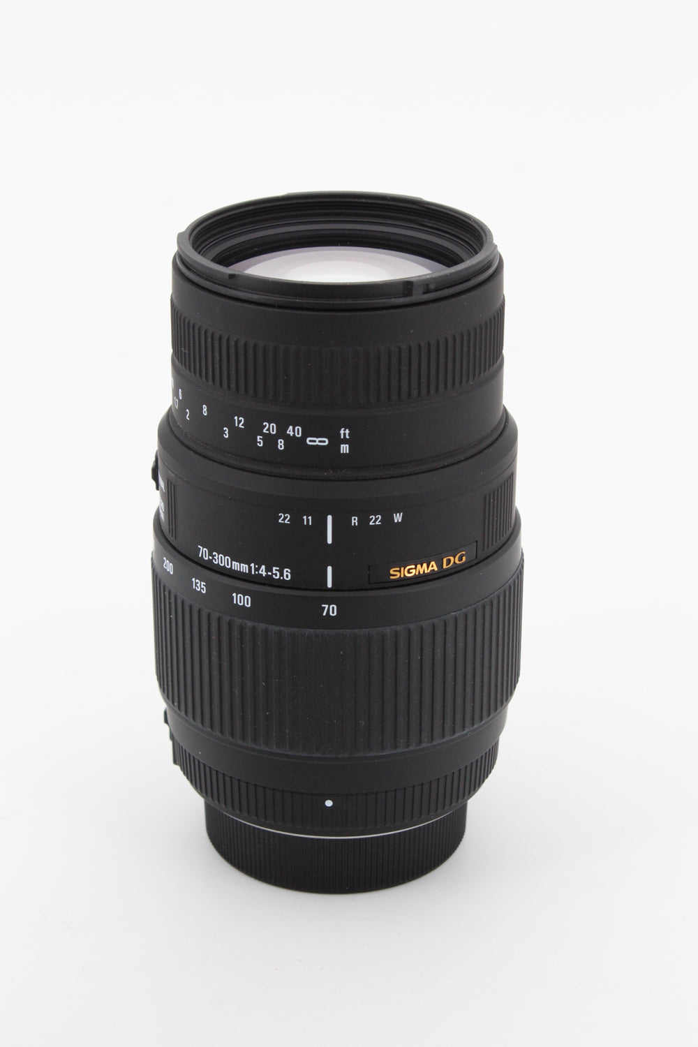Objectif Sigma 70-300mm f/4-5,6 DG - Monture Nikon F (occasion)