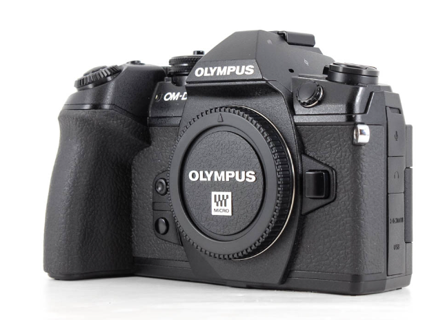 Boitier OM System / Olympus E-M1 Mark II (location)