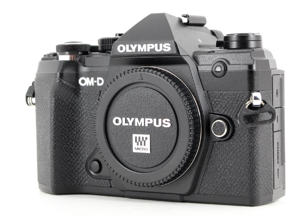 Boitier OM System / Olympus E-M5 Mark III (location)