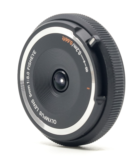 Objectif Olympus 9mm f/8 Fisheye (location)