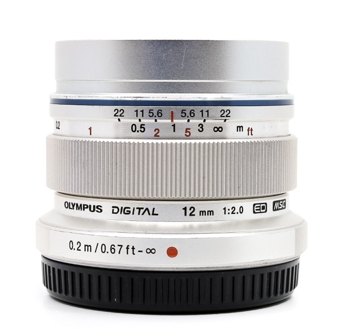 Objectif Olympus M.Zuiko ED 12mm f/2 (location)