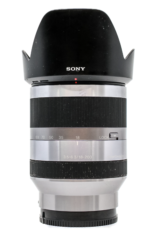 Sony E 18-200mm f/3.5-6.3 OSS (location)