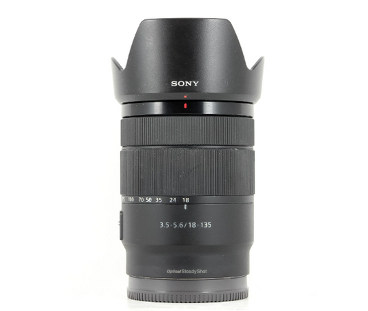 Sony E 18-135mm f/3.5-5.6 OSS (location)