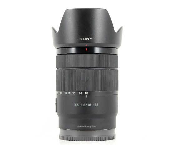 Sony ZV-E10 + Sony E 18-135mm f/3.5-5.6 OSS  (location)