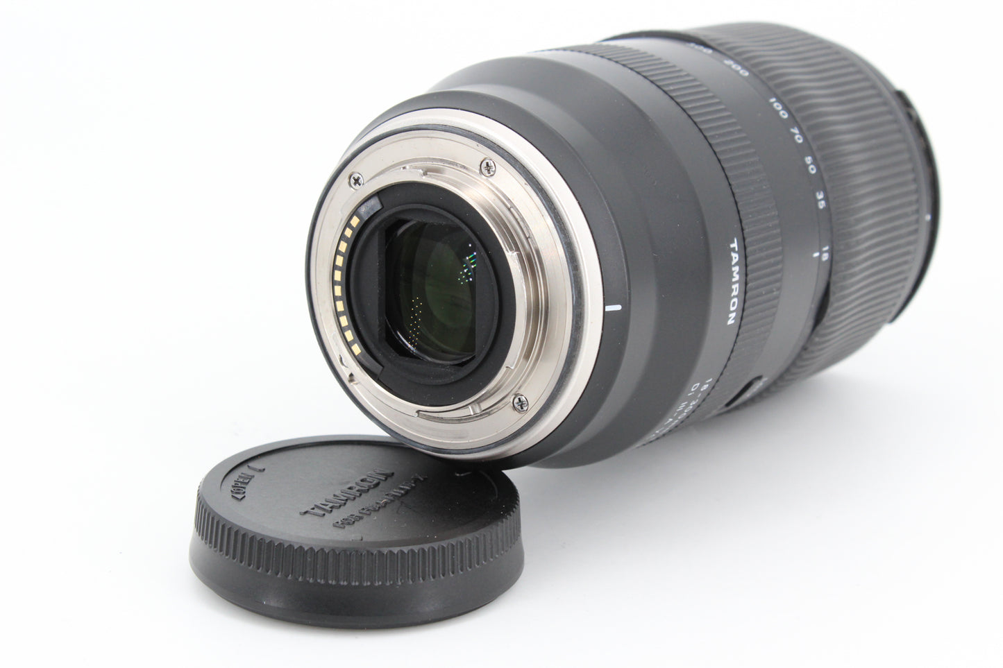Objectif TAMRON 18-300mm f/3.5-6.3 Di III-A VC VXD Fujifilm X (occasion)