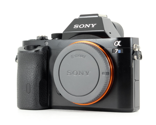 Sony α7S + Sony FE 24-105mm f/4 G OSS (location)