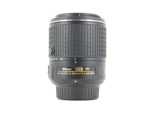 Nikon AF-S DX Nikkor 55-200mm f/4-5.6G ED VR II (location)