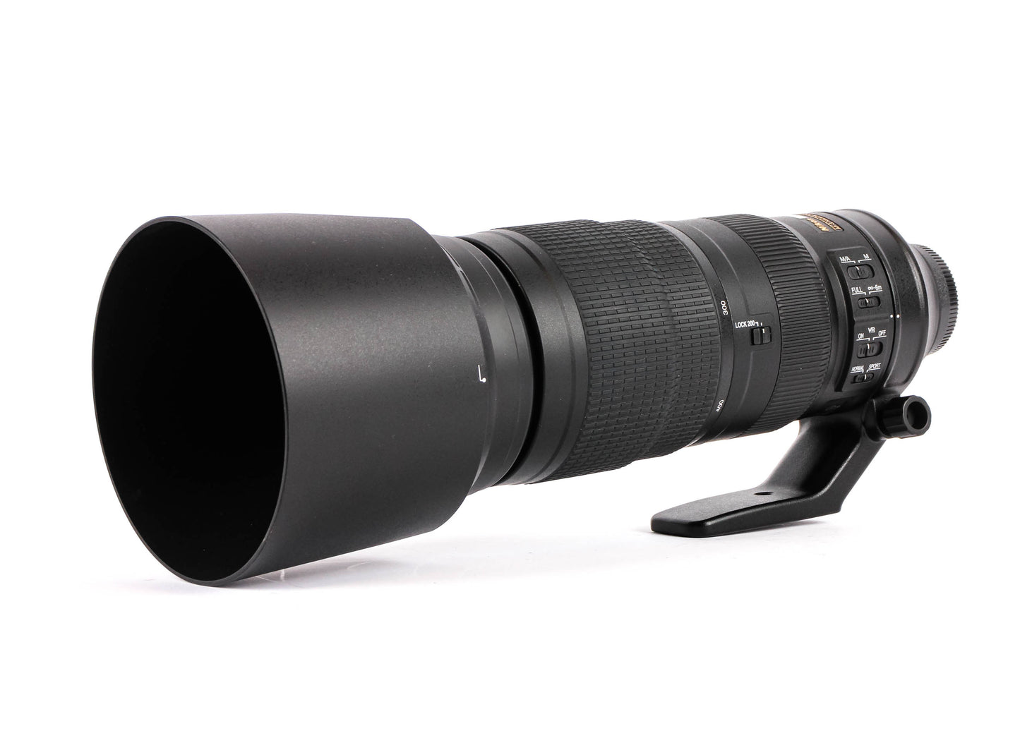 Nikon AF-S Nikkor 200-500mm f/5.6E ED VR (location)